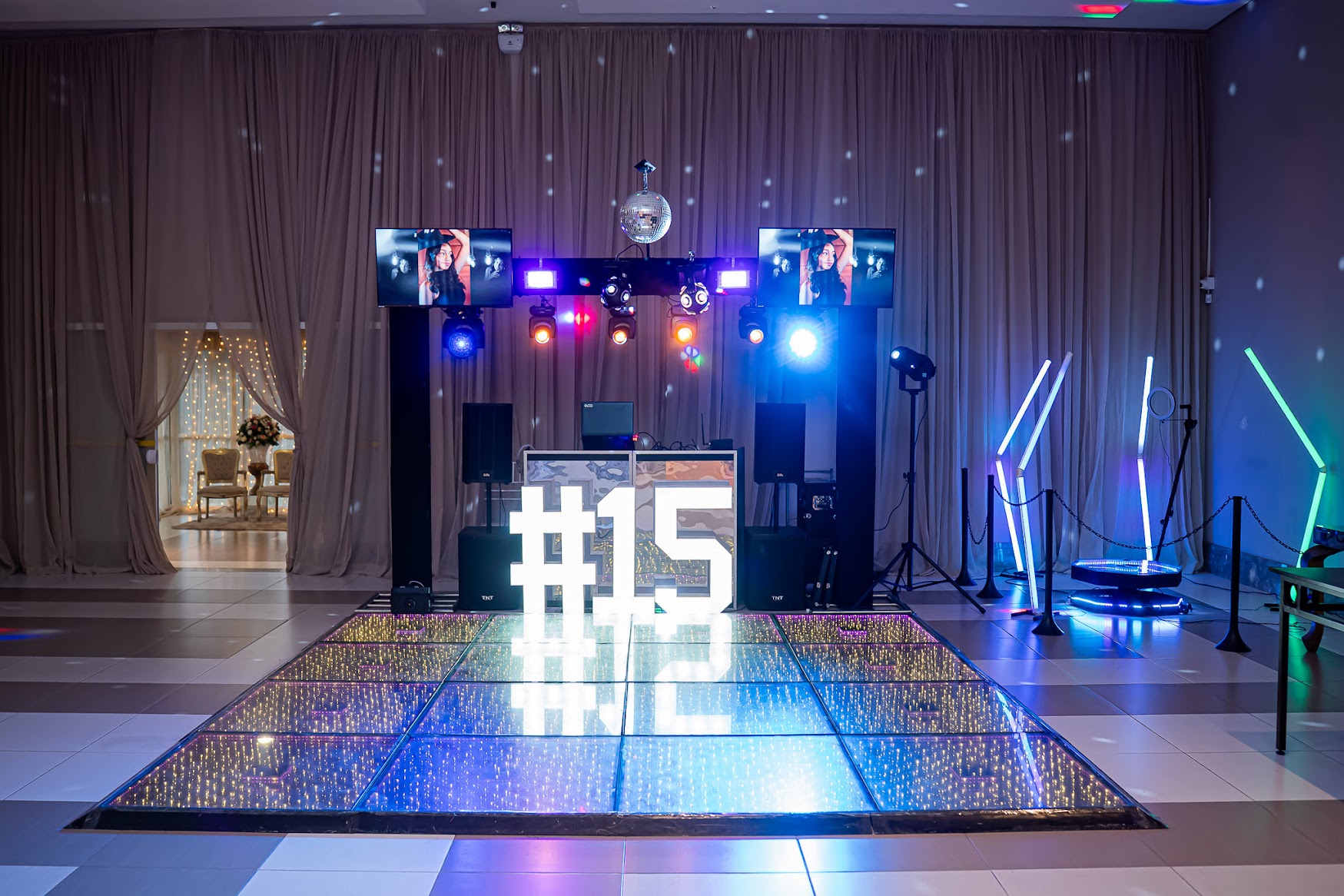 Debutante em festa de 15 anos na Sonho Meu Eventos