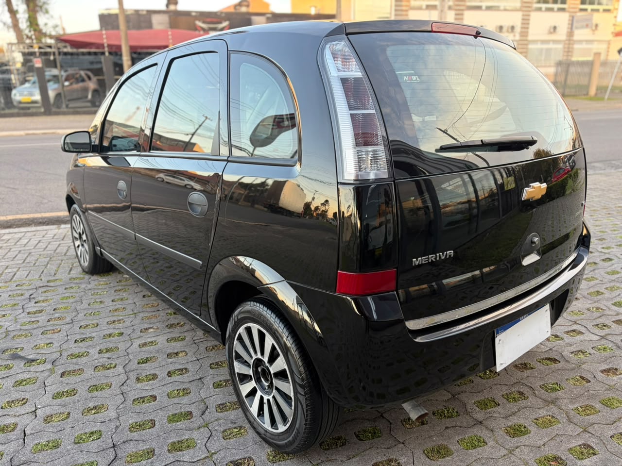 Chevrolet Bolt EV MERIVA JOY 1.4 miniatura 7