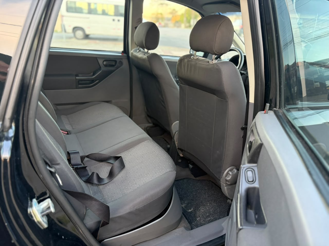 Chevrolet Bolt EV MERIVA JOY 1.4 miniatura 16