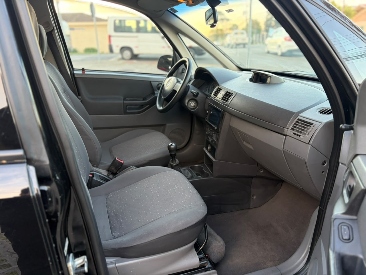 Chevrolet Bolt EV MERIVA JOY 1.4 miniatura 13