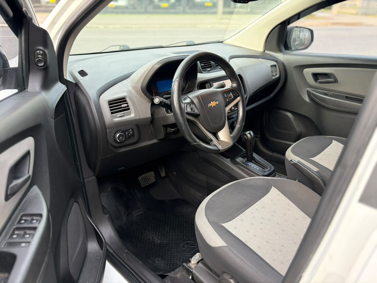 Chevrolet Spin Chevrolet SPIN ADV 1.8 AUT miniatura 8