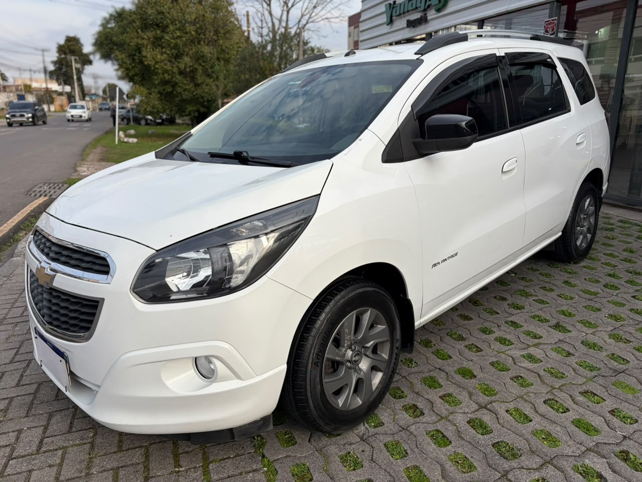 Chevrolet Spin Chevrolet SPIN ADV 1.8 AUT miniatura 5