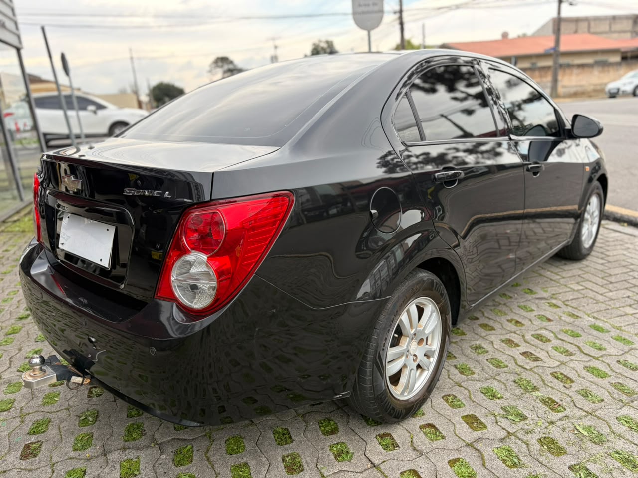 Chevrolet Onix SONIC SEDAN LT 1.6 AUT miniatura 2