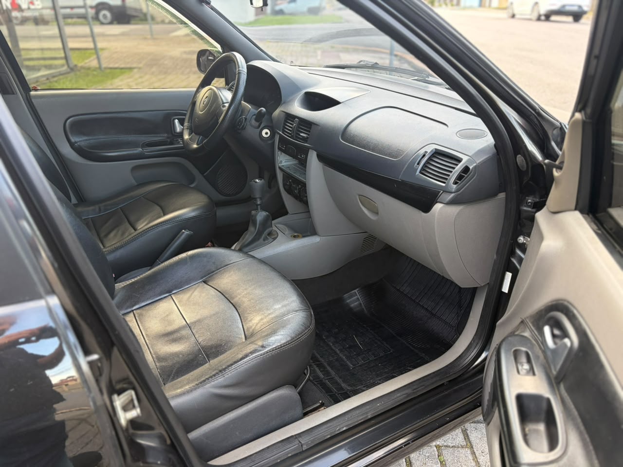Renault Oroch SYMBOL  EXPRE 1.6 miniatura 14