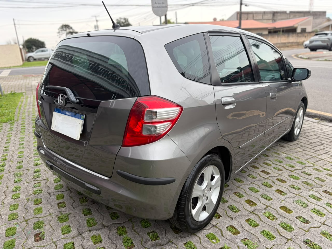 Honda Fit FIL LX (FLEX) miniatura 2