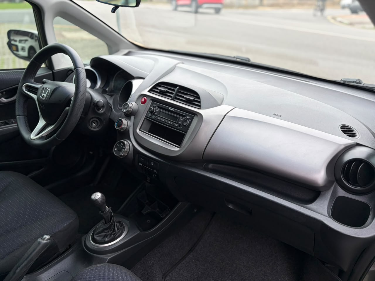 Honda Fit FIL LX (FLEX) miniatura 3