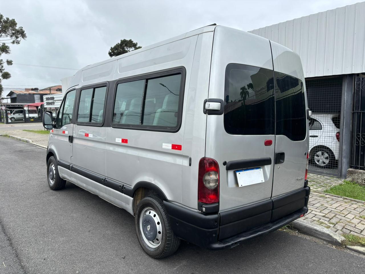 Renault Master Renault MASTER MINIBUS 16LG miniatura 7