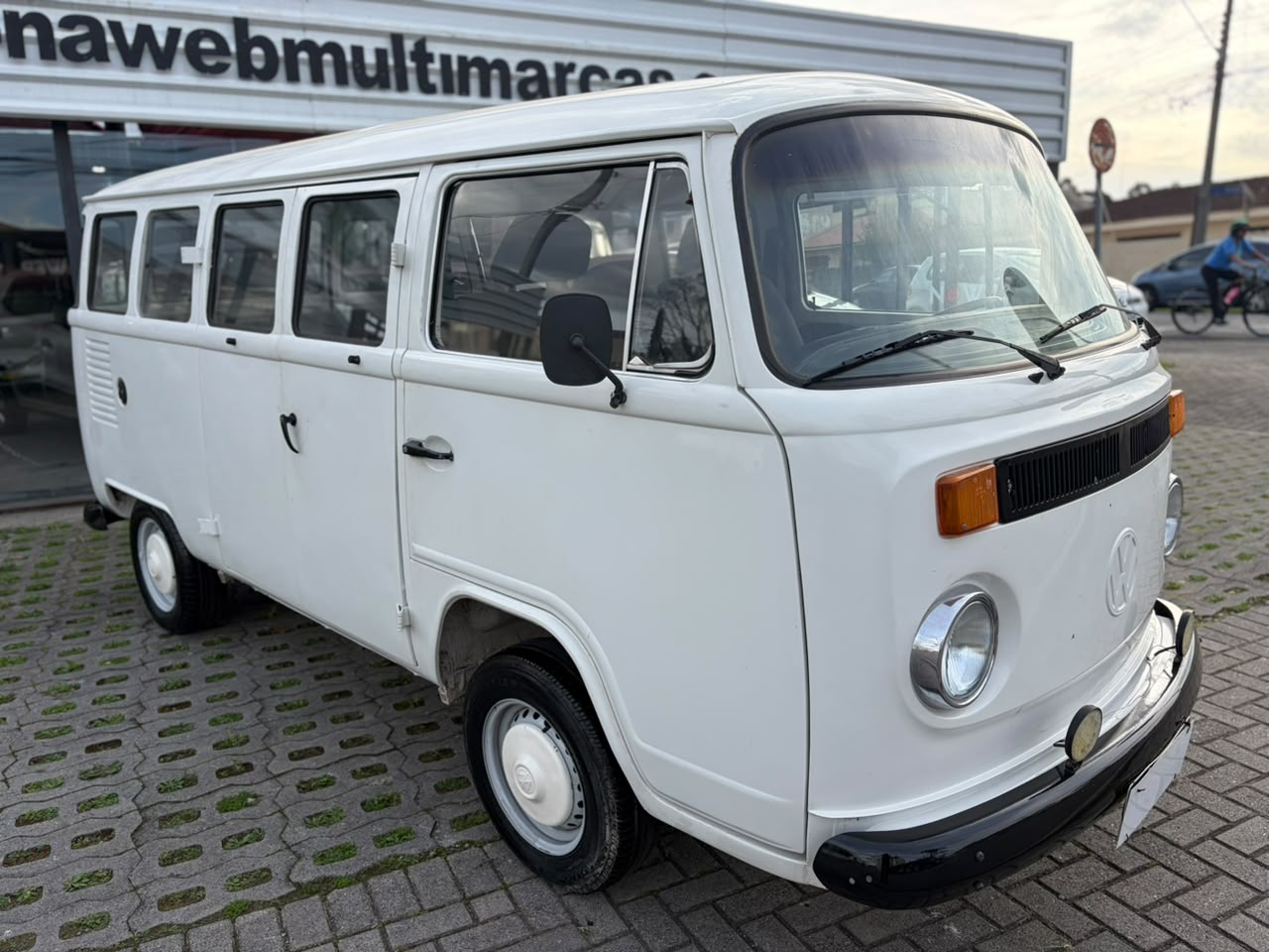 Volkswagen Gol Volkswagen KOMBI 9LG 1600 miniatura 2