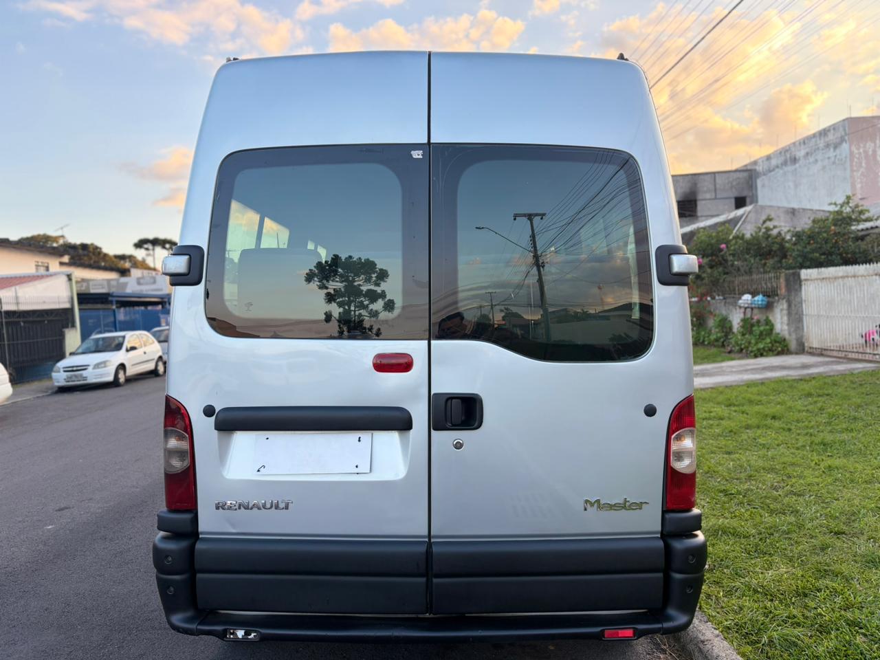 Renault Master Renault MASTER MINIBUS 16LG miniatura 9